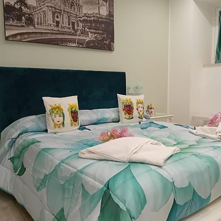 카타니아 Al Punto Giusto B&B 외부 사진